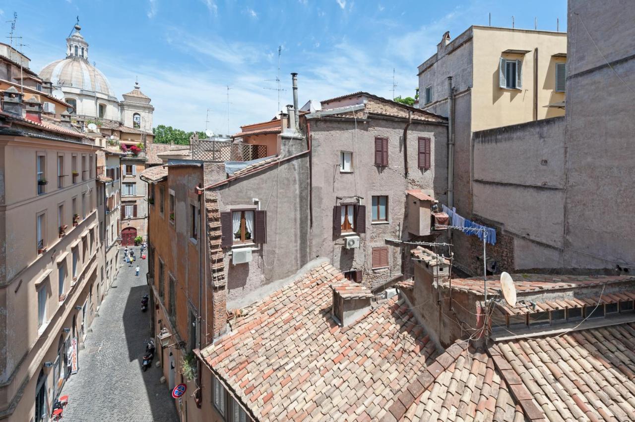 Ancient Palace In Downtown Rome Buitenkant foto