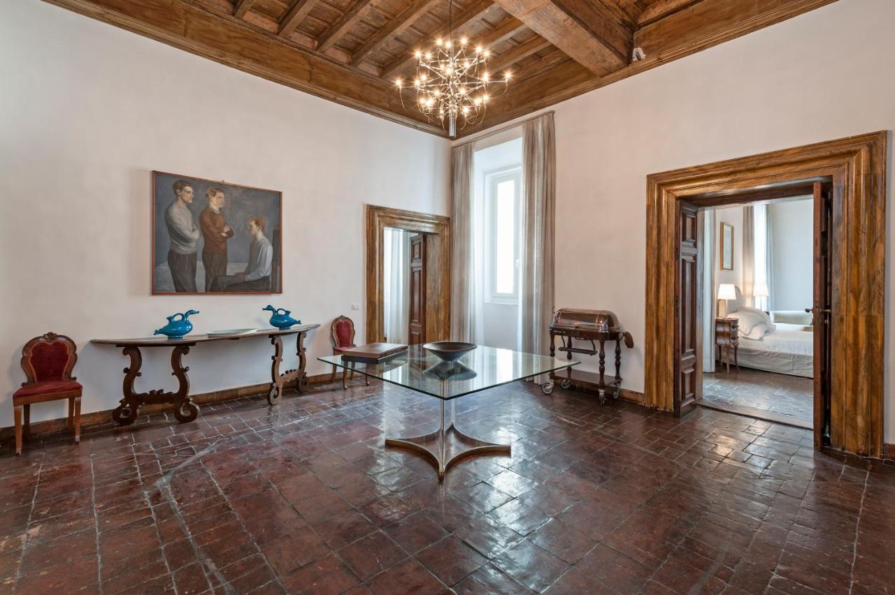 Ancient Palace In Downtown Rome Buitenkant foto